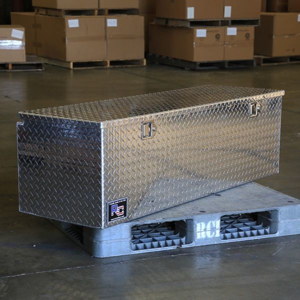 g series diamond plate truck tool box